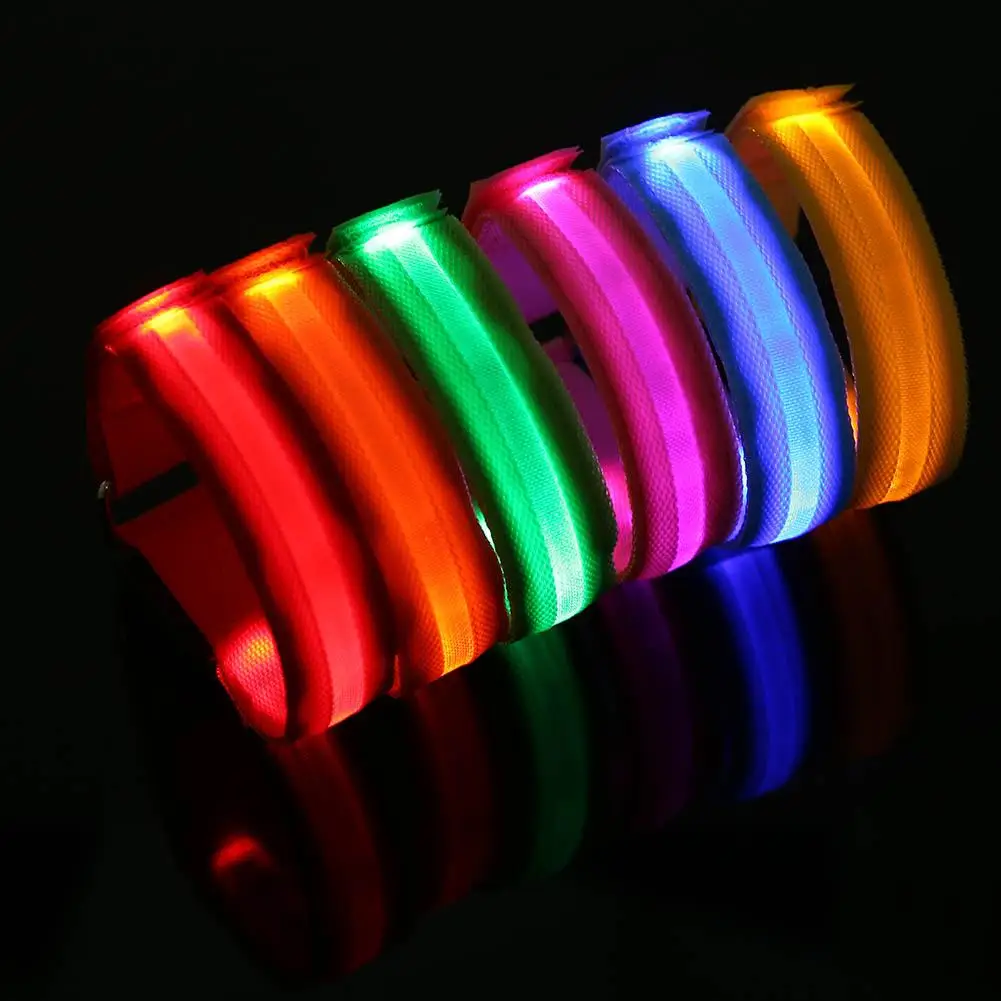 Bicycle Light LED Bracelet Hand Band Night Light Safety Cycling ogging Led Arm Leg Warning Light Riding Party Glowing Band
Bicycle Light LED Bracelet Hand Band Night Light Safety Cycling ogging Led Arm Leg Warning Light Riding Party Glowing Band