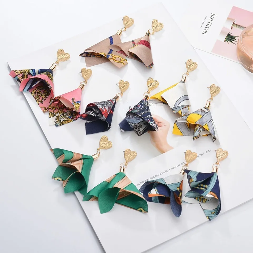 Heart Piece Irregular Cloth&Alloy Custom Drop Earrings Vintage Design High Quality Party Earring Jewelry For Women Girls
Heart Piece Irregular Cloth&Alloy Custom Drop Earrings Vintage Design High Quality Party Earring Jewelry For Women Girls