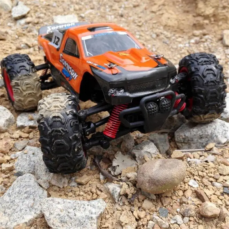 High Quality Remote Control Car 1:24 Full Proportion 2.4GHz Drive RC High-speed Off-road Racing Car Model With USB Charging
High Quality Remote Control Car 1:24 Full Proportion 2.4GHz Drive RC High-speed Off-road Racing Car Model With USB Charging