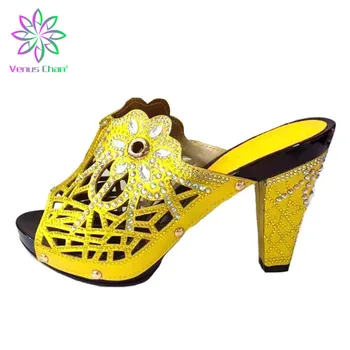 New Arrival Female Women Wedding Shoes Decorated with Rhinestone Latest Italian Style Women Nigerian Slip on Party Pumps 
New Arrival Female Women Wedding Shoes Decorated with Rhinestone Latest Italian Style Women Nigerian Slip on Party Pumps