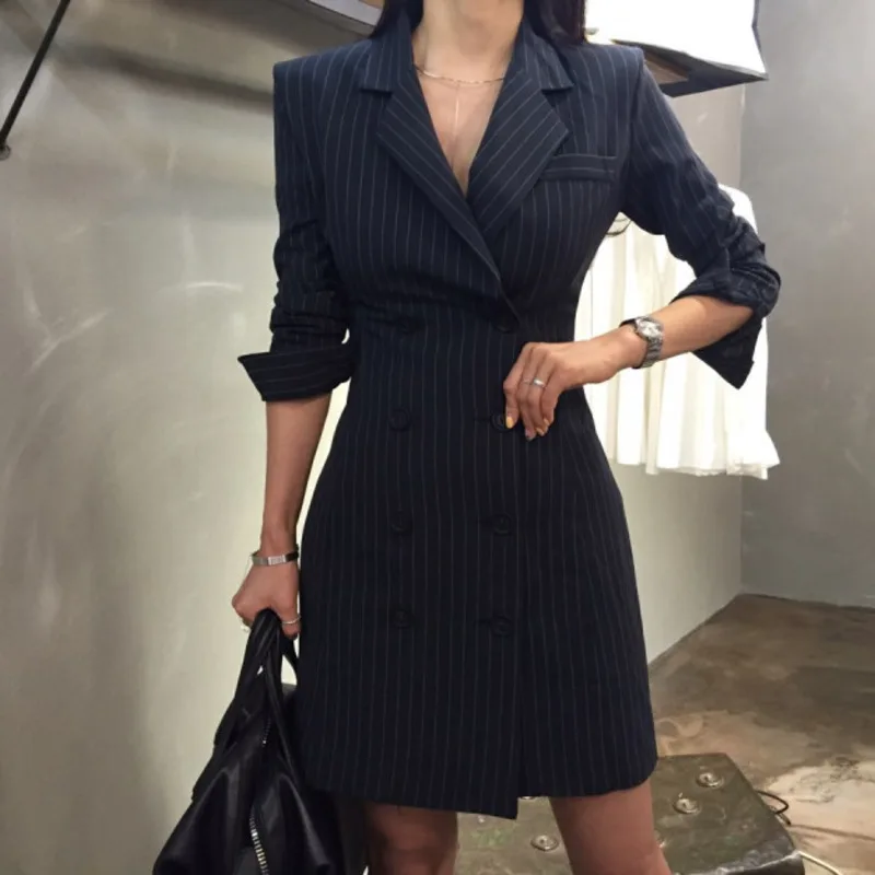 LANMREM 2019 New Spring Fashion Women Clothing Notched Formal Above Knee Mini Striped Blazers Type Dress Female Vestidu ZA50500
LANMREM 2019 New Spring Fashion Women Clothing Notched Formal Above Knee Mini Striped Blazers Type Dress Female Vestidu ZA50500