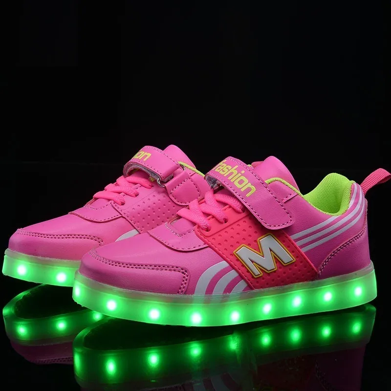 Boys Girls Sport Casual Shoes For Kid Glowing Classic Style USB rechargeable Children Shoe Light Led luminous 7 colors Sneakers
Boys Girls Sport Casual Shoes For Kid Glowing Classic Style USB rechargeable Children Shoe Light Led luminous 7 colors Sneakers