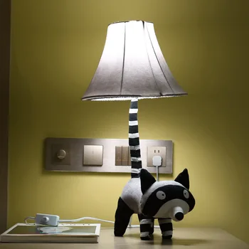 Grey Raccoon Table Lamp EU UK US Plug Modern Stitched By Hand Cute Raccoon Table Lamp with Night Light for Bedroom Office
Grey Raccoon Table Lamp EU UK US Plug Modern Stitched By Hand Cute Raccoon Table Lamp with Night Light for Bedroom Office