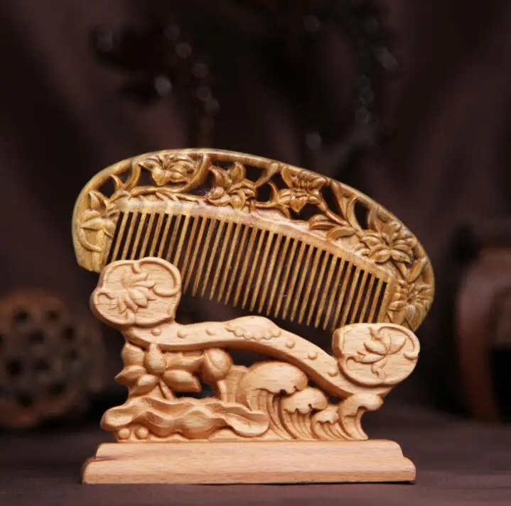 Chinese Green Sandalwood Carved Flower Orchid Antistatic Healthcare Solid Wood Comb Creative Comb
Chinese Green Sandalwood Carved Flower Orchid Antistatic Healthcare Solid Wood Comb Creative Comb