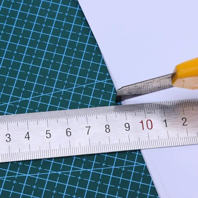 Professional A3 Cutting Mat PVC Double Sided Self-healing Non Slip DIY Cutting Board Patchwork Mat Pad 45*30CM
Professional A3 Cutting Mat PVC Double Sided Self-healing Non Slip DIY Cutting Board Patchwork Mat Pad 45*30CM