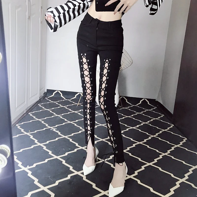 2019 spring women's fashion elastic band split little pencil pants female sexy black Bandage hollow out elastic pants
2019 spring women's fashion elastic band split little pencil pants female sexy black Bandage hollow out elastic pants