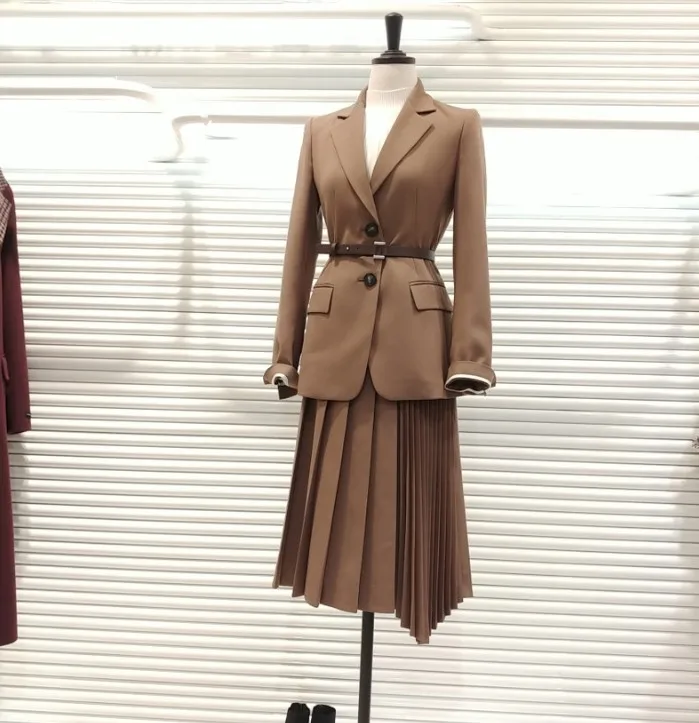 2019 Spring Autumn Korean Ladies Long Sleeve Suit Blazer Jacket + High Waist Irregular Pleated Skirt Ol Women Career Skirt Suits
2019 Spring Autumn Korean Ladies Long Sleeve Suit Blazer Jacket + High Waist Irregular Pleated Skirt Ol Women Career Skirt Suits