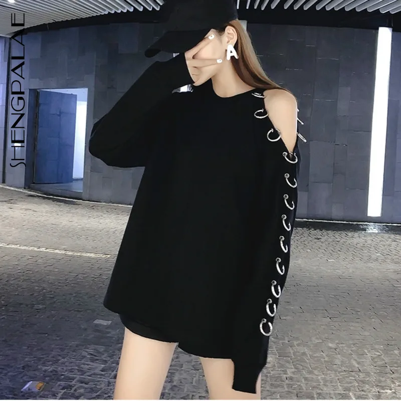 SHENGPALAE 2019 Black New Spring Summer Tops Long Sleeve Hollow Out Round Collar Stitching Sequined Women T-shirt Loose FL321
SHENGPALAE 2019 Black New Spring Summer Tops Long Sleeve Hollow Out Round Collar Stitching Sequined Women T-shirt Loose FL321