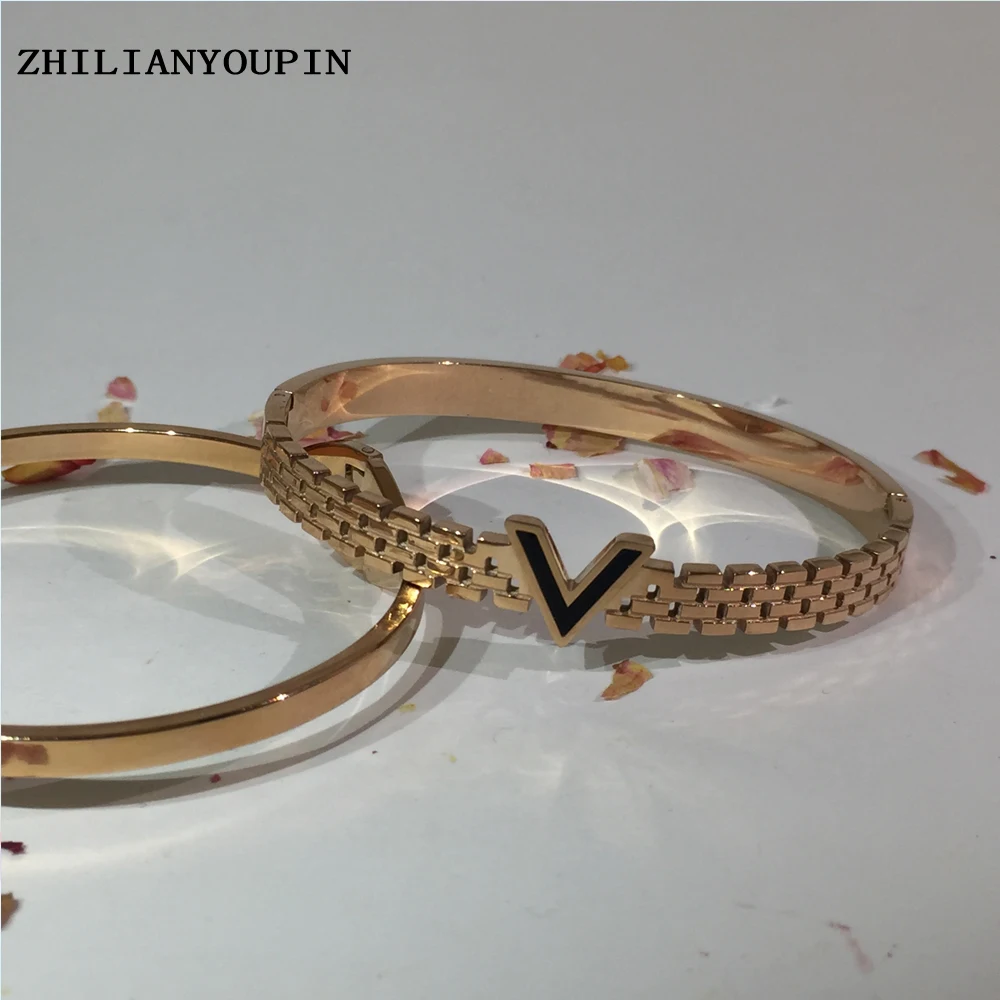 Titanium steel 2019 New Minimalsm Slim Gold Chain v Pearl Charm Bracelets For Lady Women's Cute Romantic Bracelets Set Jewel
Titanium steel 2019 New Minimalsm Slim Gold Chain v Pearl Charm Bracelets For Lady Women's Cute Romantic Bracelets Set Jewel