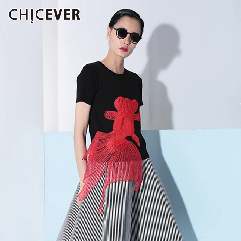 CHICEVER 2019 Summer Female T Shirts For Women Top Patchwork Embroidery Goldfish Short Sleeve O Neck Knitting Women's Tshirt New
CHICEVER 2019 Summer Female T Shirts For Women Top Patchwork Embroidery Goldfish Short Sleeve O Neck Knitting Women's Tshirt New