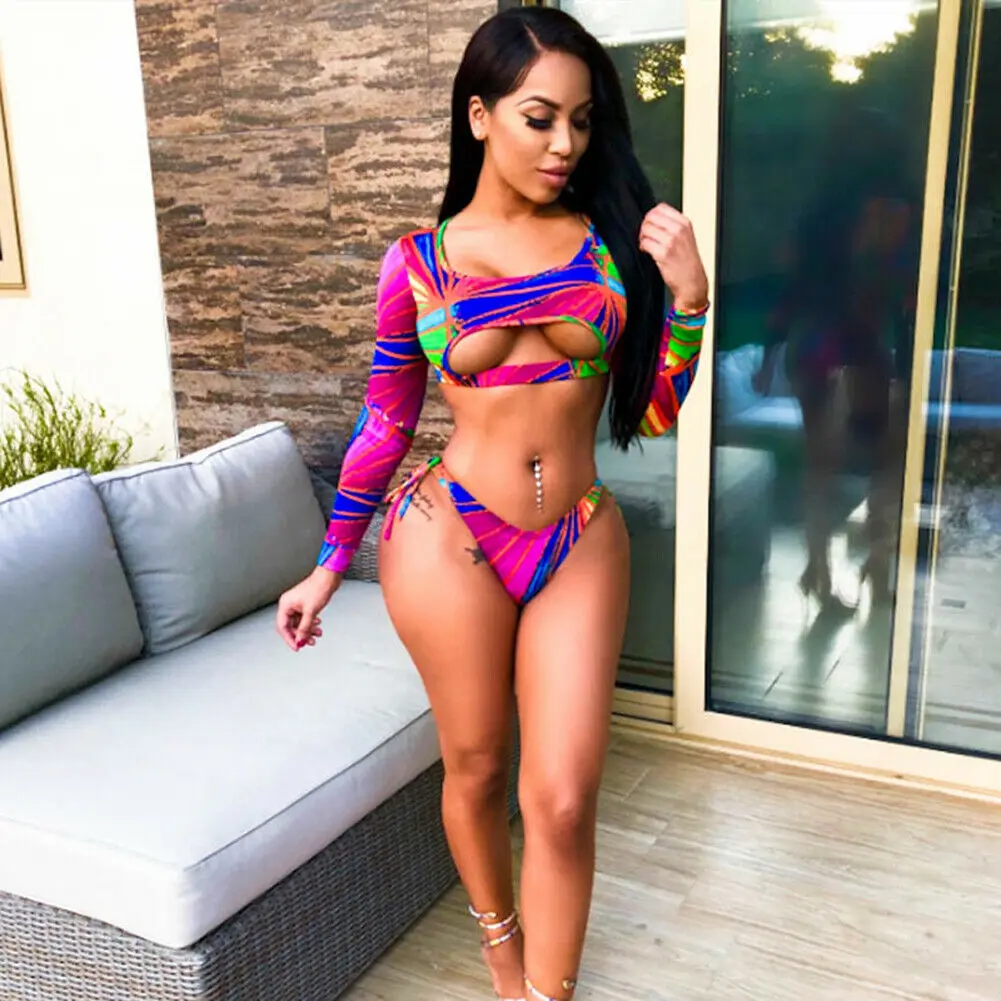 Women Sexy Geometric Print Bikinis 2019 Hot Long Sleeve Push Hollow Crop Tops Adjusted Waist Bottoms Two-Piece Swimsuit Swimwear
Women Sexy Geometric Print Bikinis 2019 Hot Long Sleeve Push Hollow Crop Tops Adjusted Waist Bottoms Two-Piece Swimsuit Swimwear
