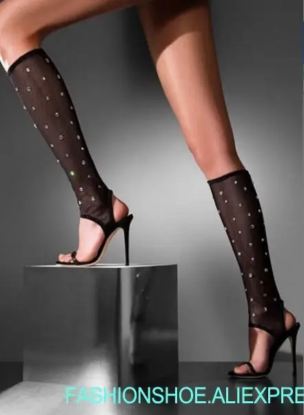 Luxury Crystal Patchwork Women Sexy Open Toe Mesh Boots Black Leather Straps Ladies High Heel Boots Summer Hot Knee High Boots
Luxury Crystal Patchwork Women Sexy Open Toe Mesh Boots Black Leather Straps Ladies High Heel Boots Summer Hot Knee High Boots