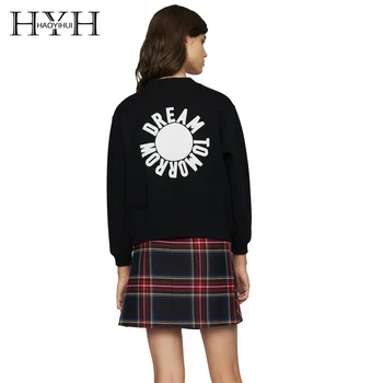 HYH HAOYIHUI Simple leisure basic style pure color button back embroidered round collar guard garment
HYH HAOYIHUI Simple leisure basic style pure color button back embroidered round collar guard garment