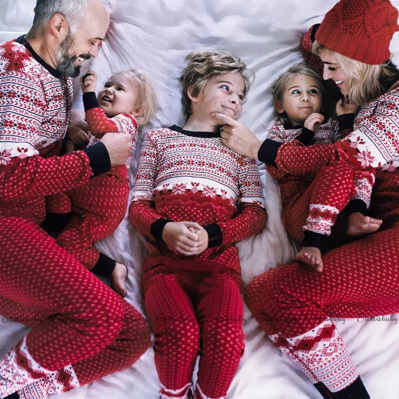 Family Christmas Pajamas Cute Snowflake Adult Women Kids Baby Family Matching Clothes Sleepwear Family Look Set Plus Size
Family Christmas Pajamas Cute Snowflake Adult Women Kids Baby Family Matching Clothes Sleepwear Family Look Set Plus Size