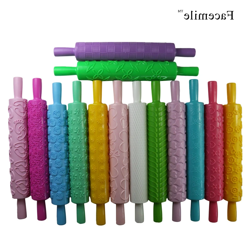 1PCS Plastic Pattern Rolling Pin Cake Embossing Roller Sugarcraft Decorating Rolling Pin DIY Kitchen Baking Tools
1PCS Plastic Pattern Rolling Pin Cake Embossing Roller Sugarcraft Decorating Rolling Pin DIY Kitchen Baking Tools