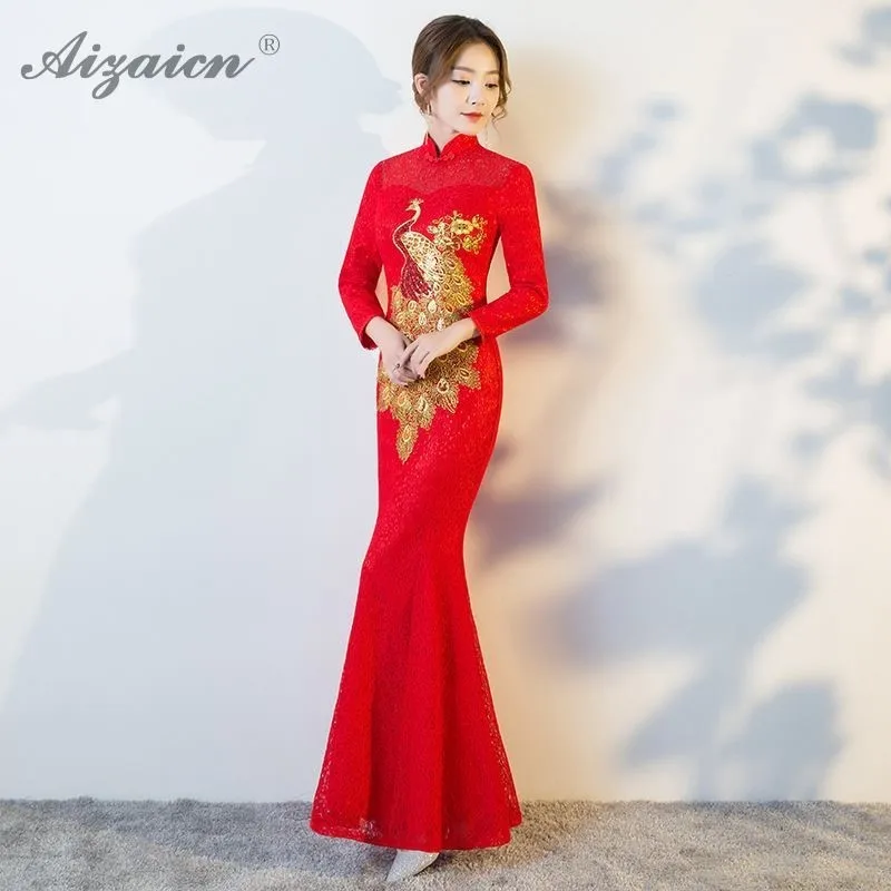 Moderm Phoenix Embroidery Long Dressing Red Bride Cheongsam Fish Tail Lace Qipao Women Traditional Chinese Dress Oriental Style
Moderm Phoenix Embroidery Long Dressing Red Bride Cheongsam Fish Tail Lace Qipao Women Traditional Chinese Dress Oriental Style