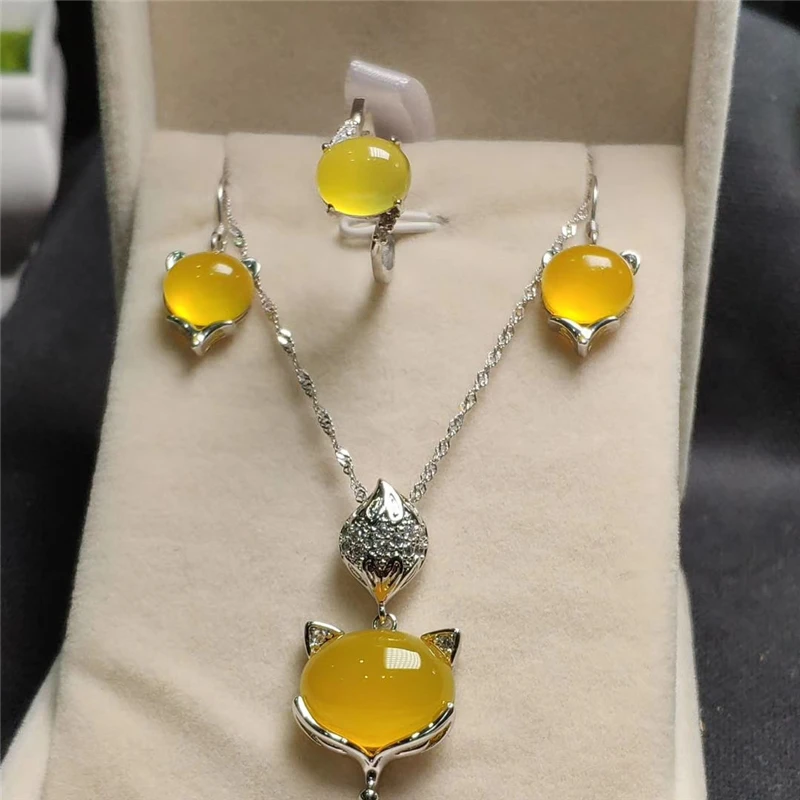 Koraba 3pcs 925 Sterling Silver Natural Yellow Fox Jade Gemstone Pendant Necklace Bracelet Earrings Women Jewelry Set
Koraba 3pcs 925 Sterling Silver Natural Yellow Fox Jade Gemstone Pendant Necklace Bracelet Earrings Women Jewelry Set