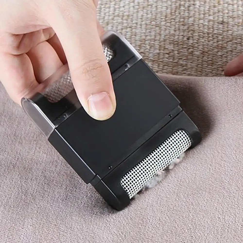 Clothes Sweater Shaver Fluff Fuzz Fabrics Portable Cut Machine Hair Ball Trimmer Manual Pellet Remove Double head
Clothes Sweater Shaver Fluff Fuzz Fabrics Portable Cut Machine Hair Ball Trimmer Manual Pellet Remove Double head
