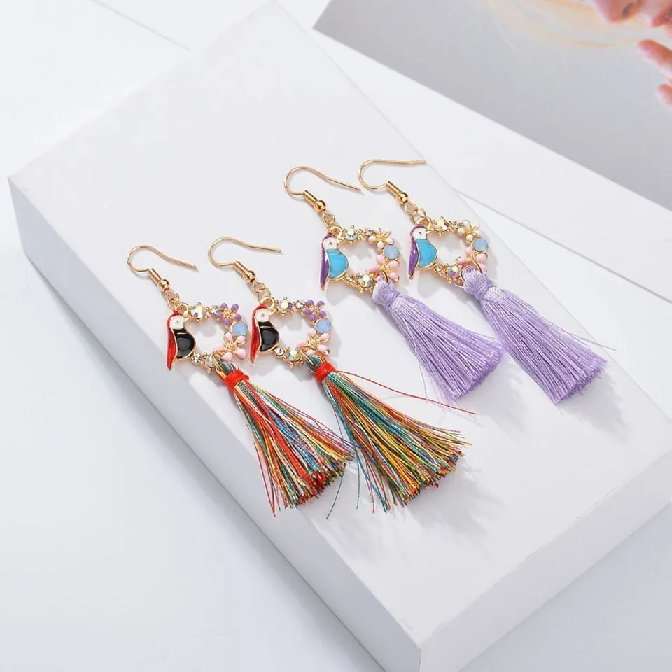 Women Colorful Tassel Earrings Garland With Birds Drop Earrings for Women Handmade Wedding Long Fringed Earrings Jewelry Gift
Women Colorful Tassel Earrings Garland With Birds Drop Earrings for Women Handmade Wedding Long Fringed Earrings Jewelry Gift