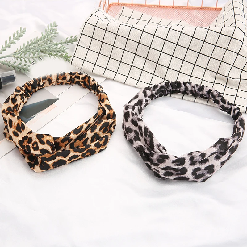 Sale Elastic Cross Hair Band Ladies Cotton Leopard Yoga Headband For Women Headwear wholesale
Sale Elastic Cross Hair Band Ladies Cotton Leopard Yoga Headband For Women Headwear wholesale