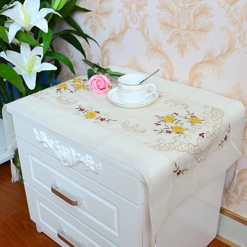 Modern 3d Flowers Embroidered Tassel Table Runners Lace Satin Tea Table Mat Pads Tablecloth Covers For Home Wedding decoration
Modern 3d Flowers Embroidered Tassel Table Runners Lace Satin Tea Table Mat Pads Tablecloth Covers For Home Wedding decoration