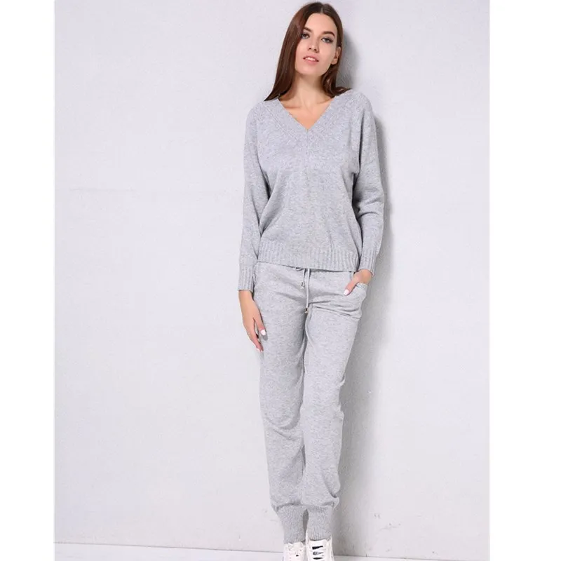 Autumn Women Sweater Suit Casual Knitted Pants 2Pcs Tracksuits V-Neck Knitted Trousers Jumper Tops Clothing Set
Autumn Women Sweater Suit Casual Knitted Pants 2Pcs Tracksuits V-Neck Knitted Trousers Jumper Tops Clothing Set