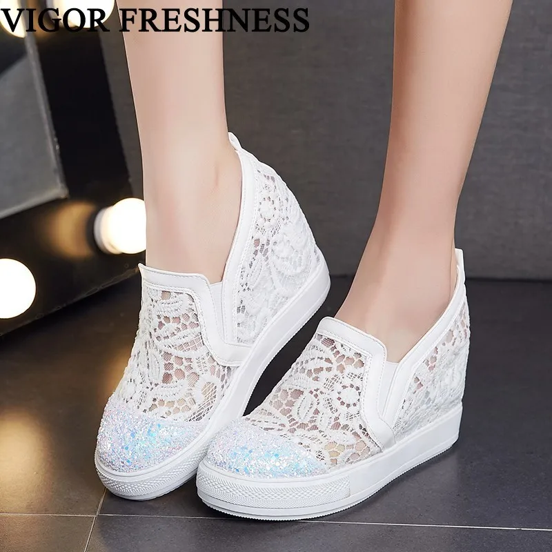 VIGOR FRESHNESS Women Shoes Platform Shoes 8CM Heels Pumps Woman Lace Beathable Height Increasing Shoes Autumn Pumps MY260
VIGOR FRESHNESS Women Shoes Platform Shoes 8CM Heels Pumps Woman Lace Beathable Height Increasing Shoes Autumn Pumps MY260