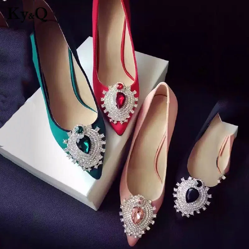 Fashion Pointed Toe Ladies Slip On High Heels Luxury Stone Button Women Sexy Satin Pumps 2018 Hot Crystal Party Stiletto 5cm/8cm
Fashion Pointed Toe Ladies Slip On High Heels Luxury Stone Button Women Sexy Satin Pumps 2018 Hot Crystal Party Stiletto 5cm/8cm