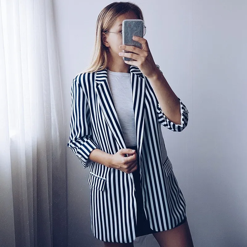 Fashion 2018 Autumn Women Striped Notched Blazer Three Quarter Sleeve Work Blazers Outerwear Casual Jackets
Fashion 2018 Autumn Women Striped Notched Blazer Three Quarter Sleeve Work Blazers Outerwear Casual Jackets