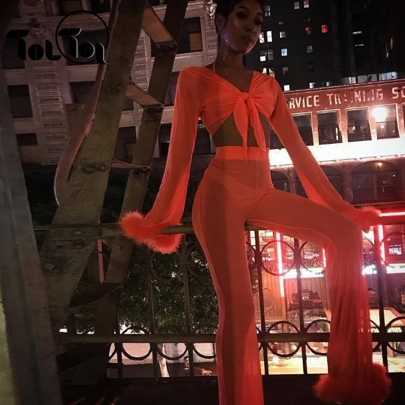 Sexy See Through Women Mesh Tracksuit 2 Piece Set Stretchy Bodycon Party Feather Pants +crop Tops Set Mesh Club Wear Outfits
Sexy See Through Women Mesh Tracksuit 2 Piece Set Stretchy Bodycon Party Feather Pants +crop Tops Set Mesh Club Wear Outfits