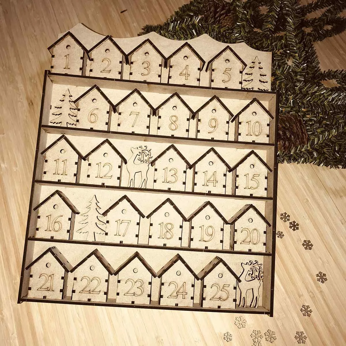 

Christmas Wooden Advent Calendar Mini Cabin Elk Ornaments DIY New Year Countdown Home Decor Chocolates Stand Rack Decorations