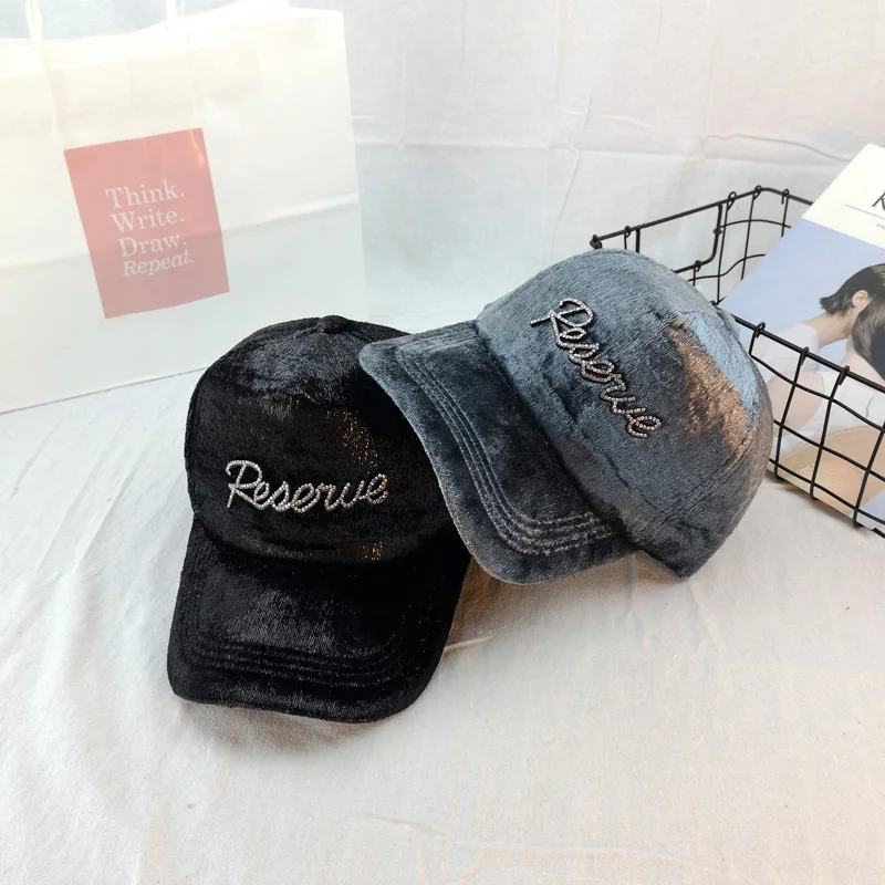 Winter Pleuche Diamond Letters Warm Leisure Cap Men Women Baseball CAP Wholesale Student Peaked Cap
Winter Pleuche Diamond Letters Warm Leisure Cap Men Women Baseball CAP Wholesale Student Peaked Cap