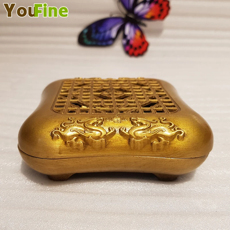 Chinese bronze incense burner small mini incense burner decoration metal craft home accessories living room supplies
Chinese bronze incense burner small mini incense burner decoration metal craft home accessories living room supplies