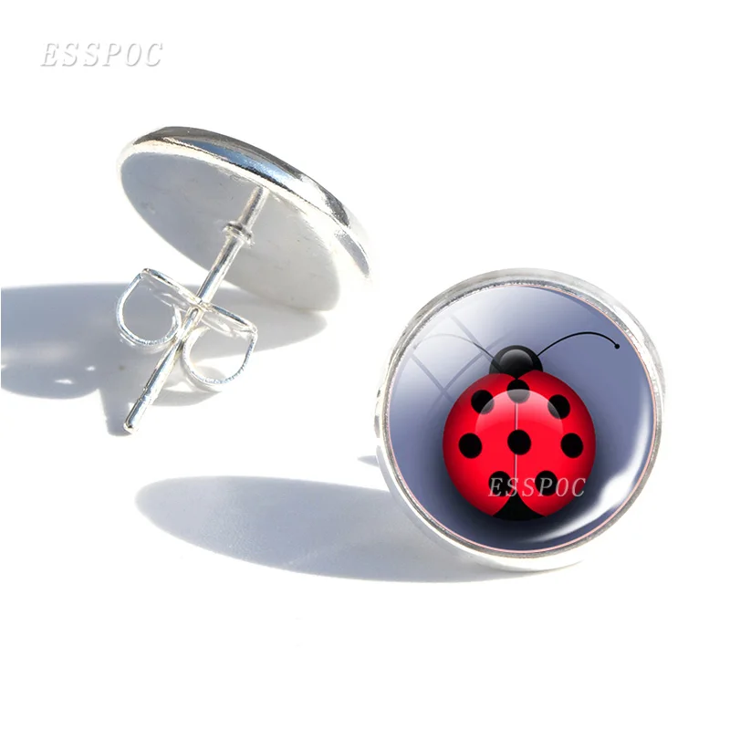 Hot Miraculous Ladybug Stud Earrings Cosplay Lady Bug Circle with Dot Animal Earrings for Women Girls Party Gift Anime Jewelry
Hot Miraculous Ladybug Stud Earrings Cosplay Lady Bug Circle with Dot Animal Earrings for Women Girls Party Gift Anime Jewelry