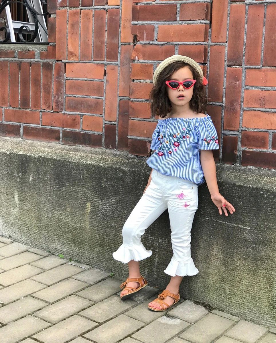 2PCS Set Toddler Kids Baby Girls Striped Floral Tops Off Shoulder Shirt Loose Flare Pants Summer Outfits Baby Girl Clothes 2-7T
2PCS Set Toddler Kids Baby Girls Striped Floral Tops Off Shoulder Shirt Loose Flare Pants Summer Outfits Baby Girl Clothes 2-7T