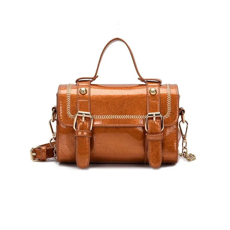 2019 Handbags Women Leather Shoulder Bag Small Messenger Bag Female Flap Tote Ladies Chain Crossbody Bag Brown Black Bolsas
2019 Handbags Women Leather Shoulder Bag Small Messenger Bag Female Flap Tote Ladies Chain Crossbody Bag Brown Black Bolsas