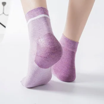 1 Pair silicon gel Heel Socks Moisturizing Anti Cracked Foot Dry Winter Skin Protector Pedicure Socks Foot Care Tool TSLM2
1 Pair silicon gel Heel Socks Moisturizing Anti Cracked Foot Dry Winter Skin Protector Pedicure Socks Foot Care Tool TSLM2