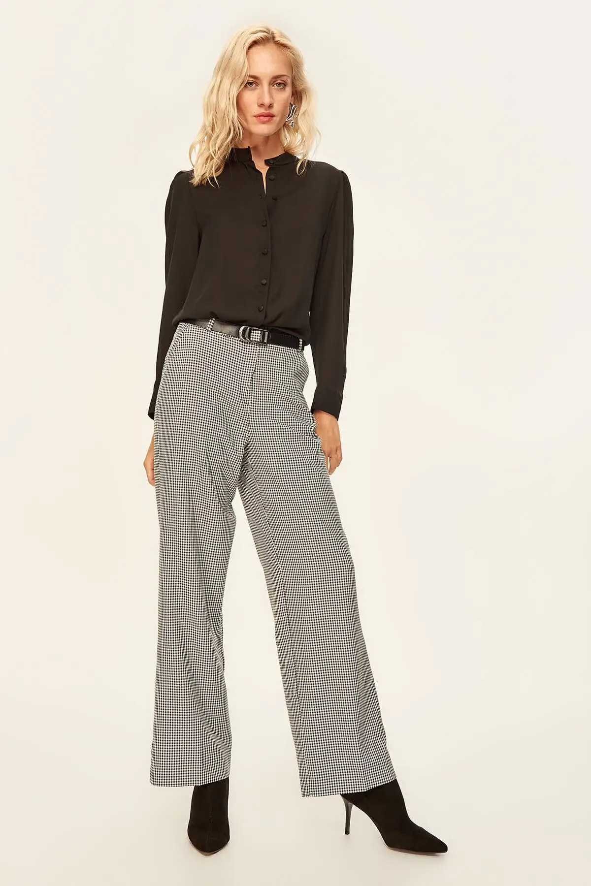 Фото Модные серые брюки с гусиными лапами TOFAW19TI0169 | Женская одежда