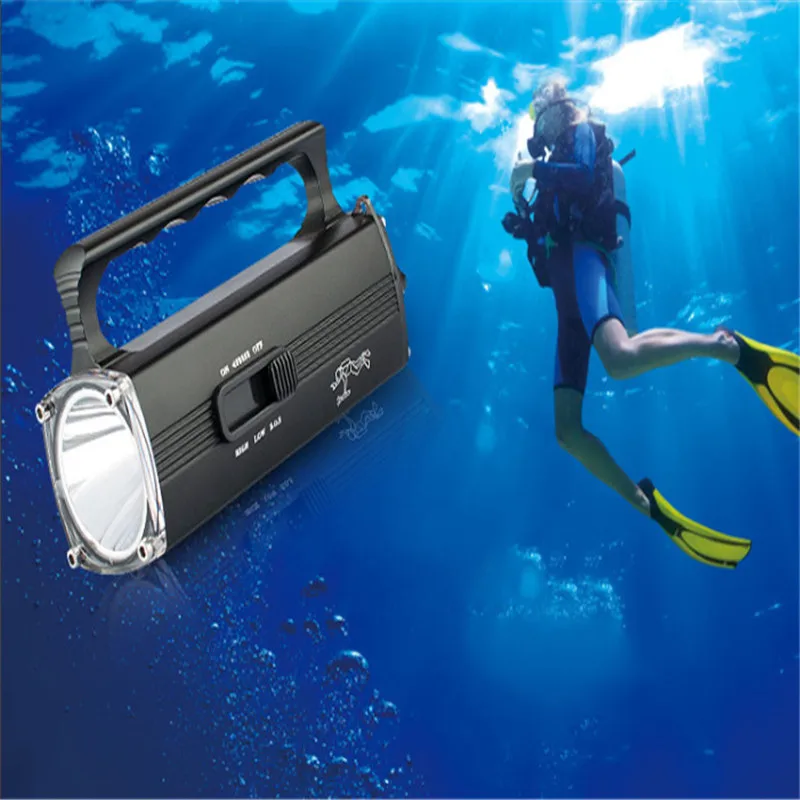 

CLAITE XM-L2 LED Diving Flashlight Underwater 100M Rechargeable Portable Lantern Lamp 900LM Waterproof LED Photography Light