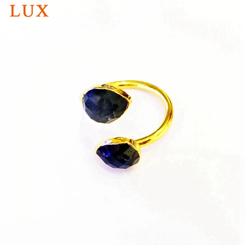 Natural Drop Shape Labradorite Gold Statement Ring faceted Labradorite Bridal Rings Wedding Organic double stone jewelry
Natural Drop Shape Labradorite Gold Statement Ring faceted Labradorite Bridal Rings Wedding Organic double stone jewelry