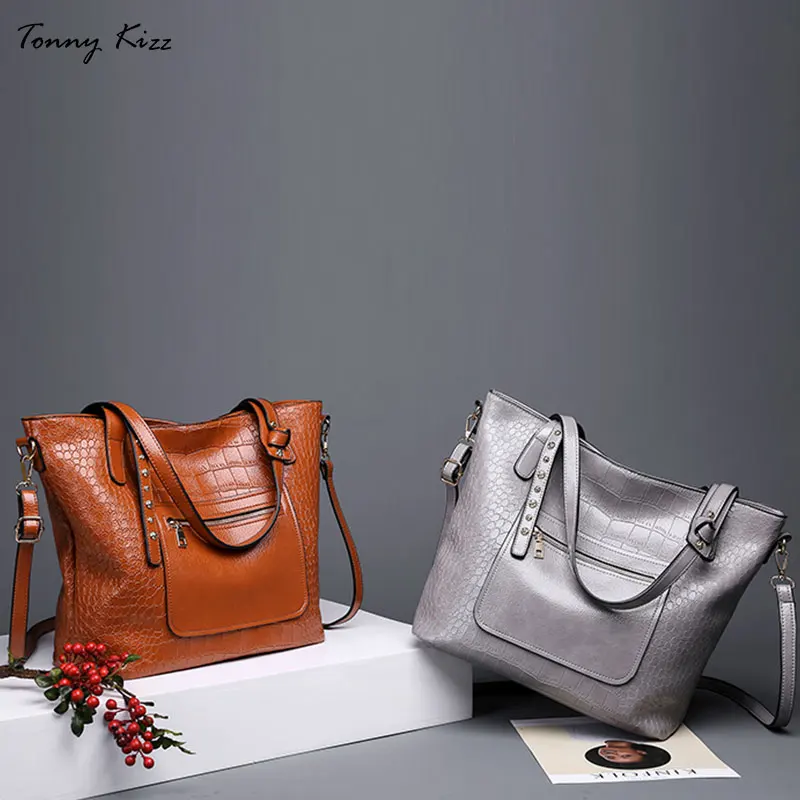 Tonny Kizz big women handbags winter female shoulder bags PU leather ladies crossbody tote bags large capacity bolsa feminina
Tonny Kizz big women handbags winter female shoulder bags PU leather ladies crossbody tote bags large capacity bolsa feminina