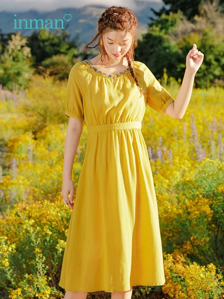 INMAN 2019 Summer New Arrival Embroidery O-neck Short Sleeve Defined Waist Slim Literary Elegant Women Dress
INMAN 2019 Summer New Arrival Embroidery O-neck Short Sleeve Defined Waist Slim Literary Elegant Women Dress