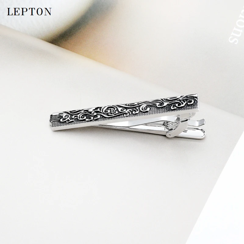 Hot Vintage Totem Tie Clips For Mens Lepton Metal Sea wave Design Tie Bar Business Wedding Tie Clip With Gift Box Drop Shipping
Hot Vintage Totem Tie Clips For Mens Lepton Metal Sea wave Design Tie Bar Business Wedding Tie Clip With Gift Box Drop Shipping