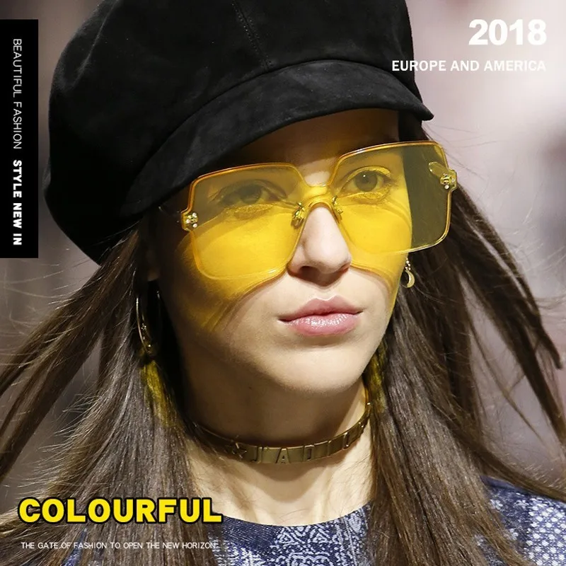 Trend Hexagonal Rimless Sunglasses Women Men Brand Designer Ocean Piece Candy Color Glasses Square One Piece Shade Goggle WN1145
Trend Hexagonal Rimless Sunglasses Women Men Brand Designer Ocean Piece Candy Color Glasses Square One Piece Shade Goggle WN1145