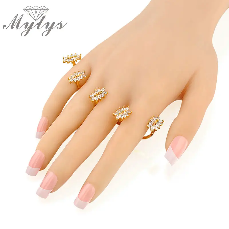 Mytys Through Fingers Palm Cuff Jewelry Creative Palm Bracelet bangle Fashion Women Jewelry Handlet R164
Mytys Through Fingers Palm Cuff Jewelry Creative Palm Bracelet bangle Fashion Women Jewelry Handlet R164