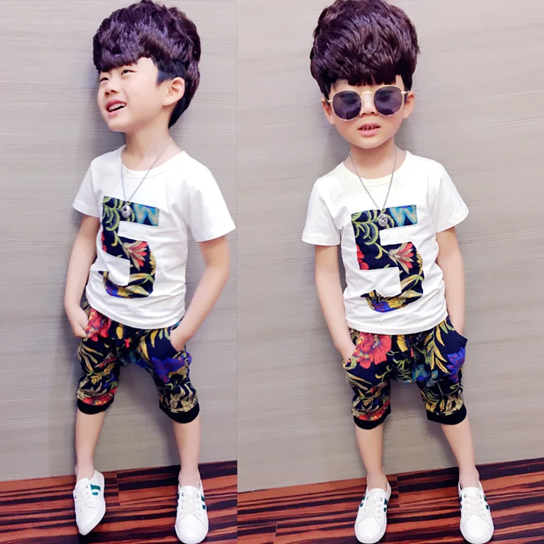 Children's clothing boy suit summer short-sleeved 2019 new cotton print T-shirt + shorts kids clothes
Children's clothing boy suit summer short-sleeved 2019 new cotton print T-shirt + shorts kids clothes