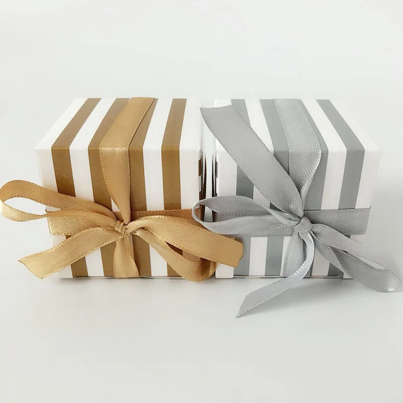 10pcs/lot Striped Square Gift Box Wedding Gold Silver Candy Cookie Packaging Box Candy Boxes Bag Paper Factory Direct selling
10pcs/lot Striped Square Gift Box Wedding Gold Silver Candy Cookie Packaging Box Candy Boxes Bag Paper Factory Direct selling
