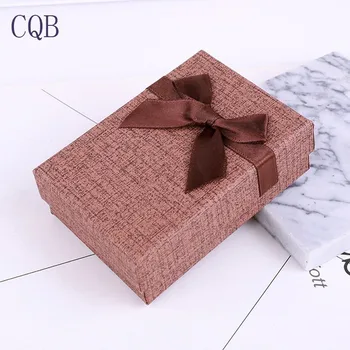 Women's wedding ring box necklace box jewelry box makeup gift box earrings frame a large number of wholesale brand pearl tray
Women's wedding ring box necklace box jewelry box makeup gift box earrings frame a large number of wholesale brand pearl tray