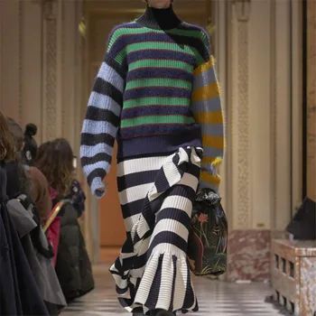 Brand 2019 Spring Winter Harajuku Striped Women Knit Sweater Pullover Christmas Long Sleeve Female Streetwear Luxury Jumper
Brand 2019 Spring Winter Harajuku Striped Women Knit Sweater Pullover Christmas Long Sleeve Female Streetwear Luxury Jumper