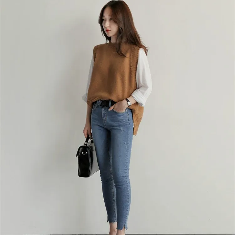Spring Autumn Solid Wool Blend Vest Sweater Casual Women O-Neck Sleeveless Knitted Vests Loose Oversize Pullover Tank Tops
Spring Autumn Solid Wool Blend Vest Sweater Casual Women O-Neck Sleeveless Knitted Vests Loose Oversize Pullover Tank Tops